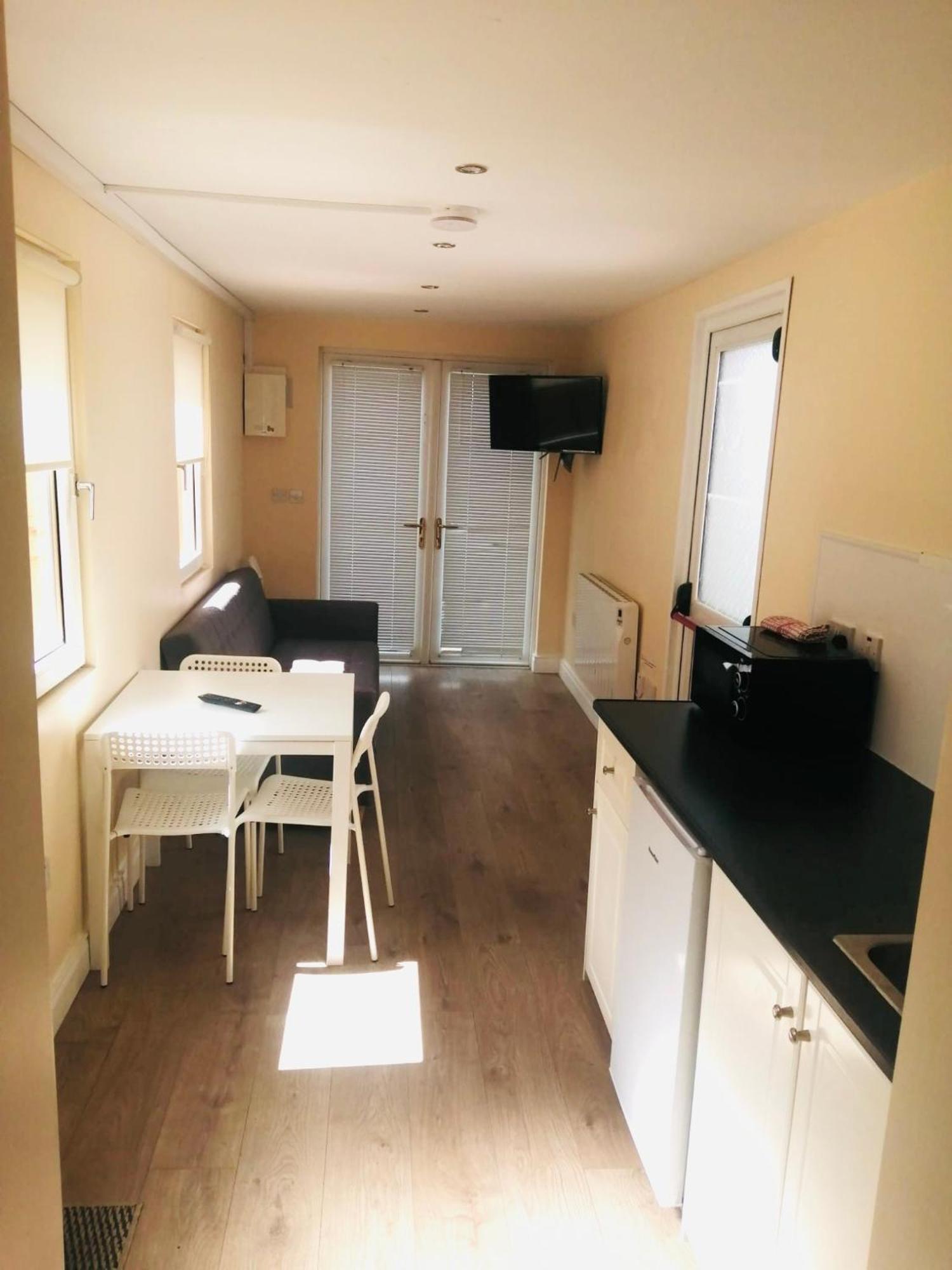 Delphi Cottage Άσμπερν Εξωτερικό φωτογραφία